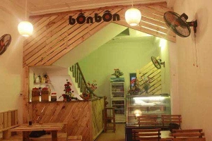 bÔn bÔn Coffee & Bakery