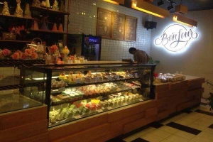 Bon Jour Bakery - Tiệm Bánh
