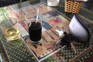 Bốn Mùa Cafe - Thụy Khuê