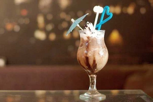 Bóng Biển Cafe - Lý Thái Tổ