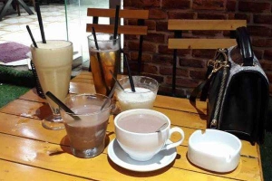 Bống Cafe - Miếu Đầm