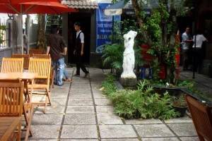 Quán Ăn Bông Cỏ Cafe