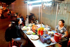 Quán Ăn Bột Chiên - Phùng Hưng