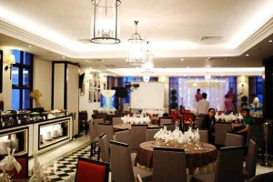 Buffet S'ngon Restaurant - Sanouva Danang Hotel