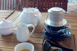 Bụi Cafe - Vũ Tông Phan
