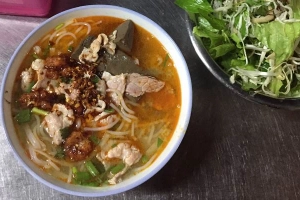 Quán Ăn Bún Bà Hoa