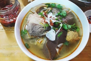 Quán Ăn Bún Bình Dân - Nguyễn Tất Thành