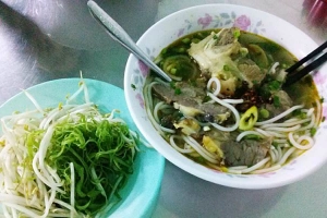 Quán Ăn Bún Bò 63