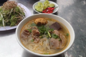 Quán Ăn Bún Bò Bà Bớt - Hà Nội