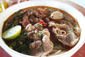 Quán Ăn Bún Bò Bà Dông - Chợ Tây Ba