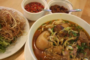 Quán Ăn Bún Bò Bà Vân