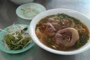 Quán Ăn Bún Bò, Bún Mọc, Bún Riêu Cua - Nguyễn Kiệm
