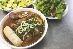 Quán Ăn Bún Bò Chị Huyền