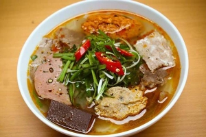 Quán Ăn Bún Bò Cô Tuyết