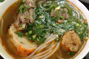 Quán Ăn Bún Bò Cúc