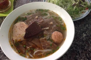 Quán Ăn Bún Bò & Hủ Tiếu - Hẻm 188