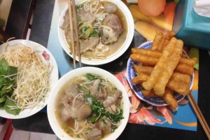 Quán Ăn Bún Bò Huế - 40 Trần Điền