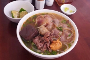 Quán Ăn Bún Bò Huế - 405 Ngọc Hồi