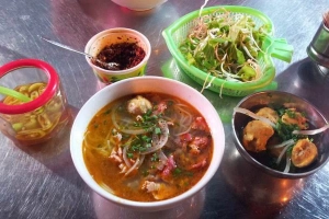 Quán Ăn Bún Bò Huế Bà Gái