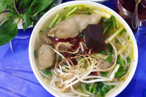 Quán Ăn Bún Bò Huế & Cơm Bình Dân