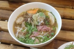 Quán Ăn Bún Bò Huế Hoàng Gia
