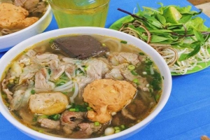 Quán Ăn Bún Bò Huế Huy Béo - Lò Đúc