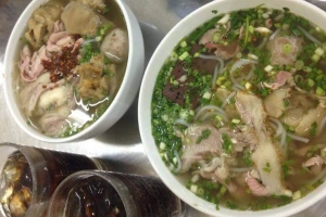 Quán Ăn Bún Bò Huế - Lạc Trung