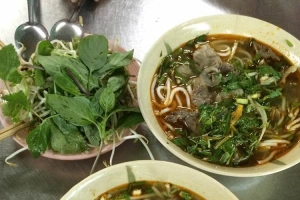 Quán Ăn Bún Bò Huế - Lam Sơn