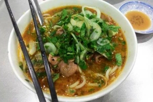 Quán Ăn Bún Bò Huế - Mạc Thiên Tích