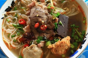 Quán Ăn Bún Bò Huế Oanh Béo - Tân Mai
