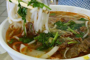 Quán Ăn Bún Bò Huế Sông Hương - Phú Mỹ Hưng