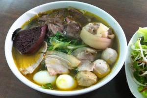 Quán Ăn Bún Bò Huế T32