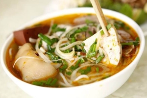 Quán Ăn Bún Bò Huế Trường Tiền