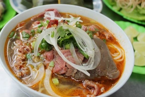 Quán Ăn Bún Bò Huế - Trương Văn Ngư