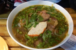 Quán Ăn Bún Bò Huế Xưa - Cách Mạng Tháng 8