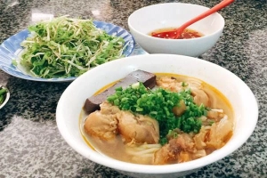 Quán Ăn Bún Bò - Phạm Hồng Thái