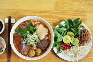 Quán Ăn Bún Bò Tám Do