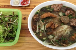 Quán Ăn Bún Cá Cay - Trương Định