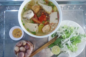 Quán Ăn Bún Cá Qui Nhơn - Huỳnh Văn Lũy