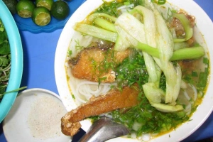 Quán Ăn Bún Cá Quý