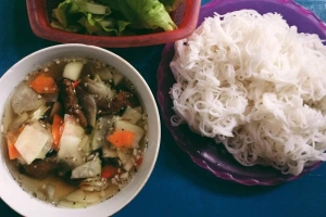 Quán Ăn Bún Chả - 296 Minh Khai