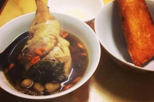 Quán Ăn Bún Chả, Bánh Cuốn Nóng & Gà Tần - Yên Hòa
