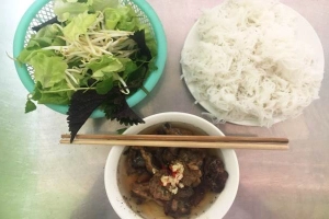 Quán Ăn Bún Chả & Bánh Cuốn - Trần Cung