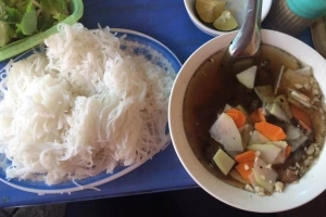 Quán Ăn Bún Chả & Bún Đậu Chợ Khương Thượng