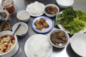 Quán Ăn Bún Chả Cô Liên - Đường Số 41