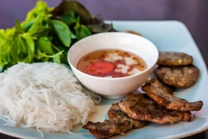 Quán Ăn Bún Chả Hà Nội - Ngô Tất Tố