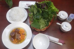 Quán Ăn Bún Chả Hà Nội Xưa - Hoa Lan