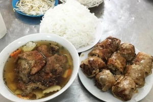Quán Ăn Bún Chả, Nem Cua Bể - 47C Mai Hắc Đế