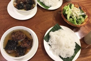 Quán Ăn Bún Chả Sinh Từ - Giảng Võ