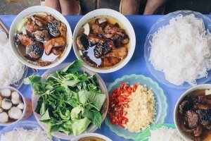 Quán Ăn Bún Chả - Tôn Đức Thắng